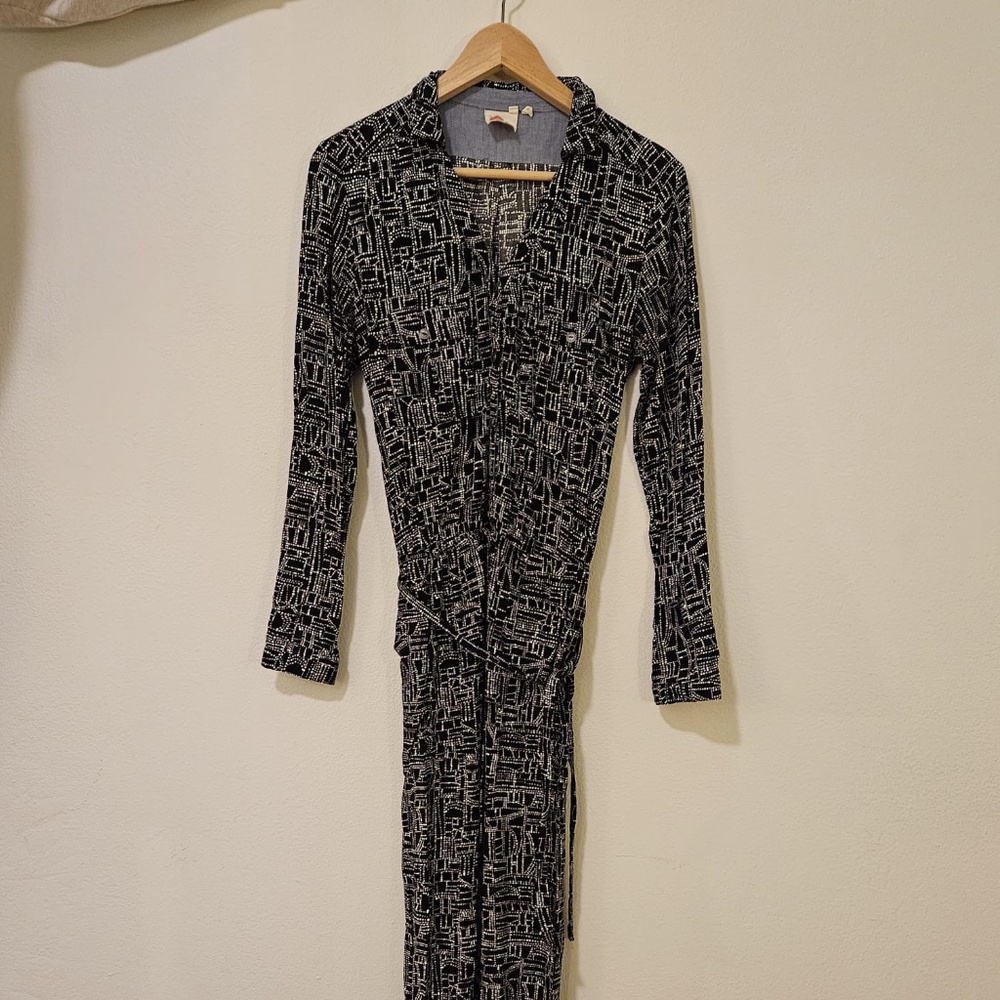 Light weight black and white jumpsuit